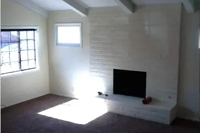 Image de Walk to waves from lovely 3 bed 2 bath house