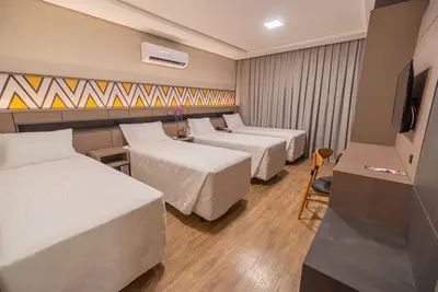 Image de Spacious Quadruple Room – A Family-Friendly Stay for 4 Guests w/ Style & Comfort