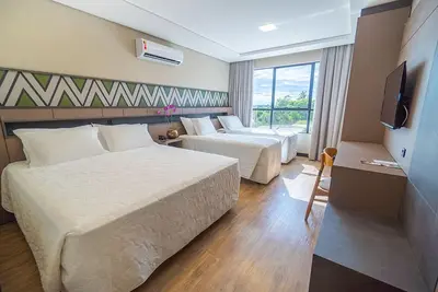 Image de Timeless Elegance Meets Modern Comfort| Cozy Couple Hideout + Twin Bed: 2 Stay