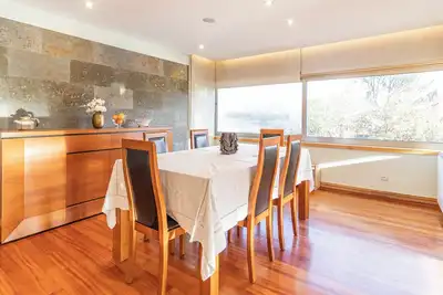 Image de À 5 km de Porto, belle maison avec piscine privée, idéale pour vacances en famille.