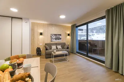 Image de T5 au pied des pistes | Vue imprenable | Piscine