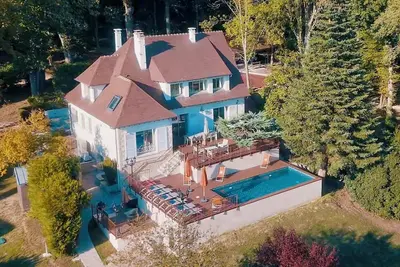 Image de Villa \"La Bihourdière\"-Propriété d'exception sur parc arboré et piscine chauffée