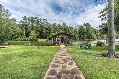 Image de Welcoming 6-bedroom house with Ac in charming Eatonton