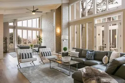 Image de Modern MidCentury on the Golf Course