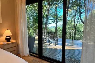 Image de DeerSong Cottage -W/ Private Hot Tub Under The Stars