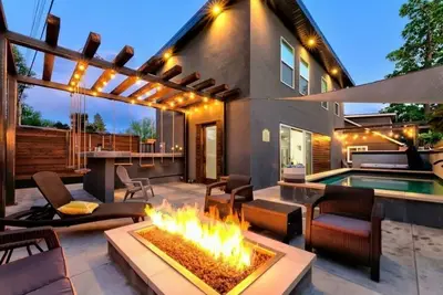 Image de Boise Whitewater Villa  Heated Pool and Spa and only 3 blocks from the pristine Boise Whitewater park and Greenbelt!