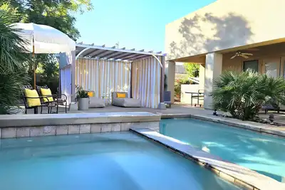 Image de Tuscan Desert Escape | Pool & Hot Tub | Sleeps 12 | 5br Villa