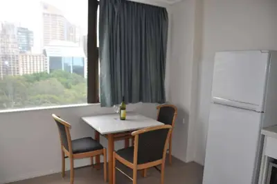Image de Accommodation Sydney | Hyde Park One-Bedroom Apartment with Park View