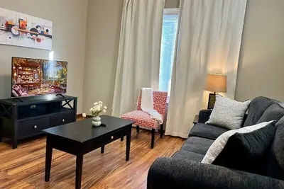 Image de Private House with Garage near Hospitals 2-Br, 1ba