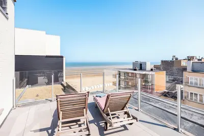 Image de Appartement avec grande terrasse et vue sur mer
