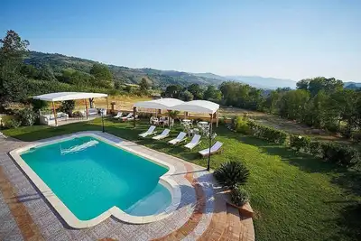 Image de Villa Giuncalia E: A welcoming apartment surrounded by the greenery, with Free Wi-Fi.