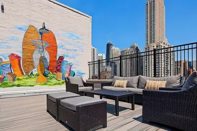 Image de Recharge & Relax! Three Comfortable Units for Group Travel Near Willis Tower