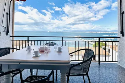 Image de Les Roques. Vistas de ensueño y confort total en este magnífico apartamento.