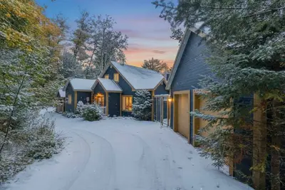 Bord de Lac | Chalet Huard
