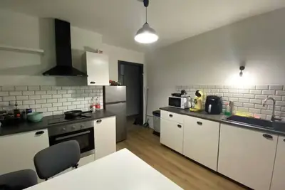 Image de 3p avec parking, 70 m2 à 15mn à pied du centre