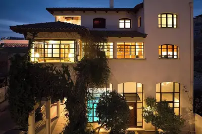 Image de Ma Maison N°8 Downtown Villa/Indoor Heated Pool/3bdrs/Parking