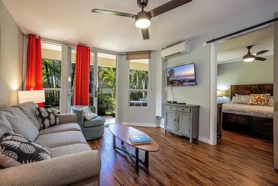 Image de Ultimate Beach Retreat! 2bd Suite w/ Pool, Hot Tub