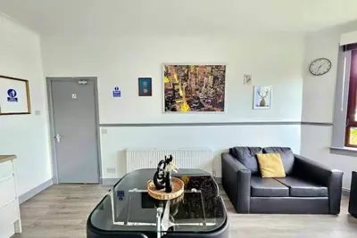 Image de Modern 4 Bedroom home, Glasgow South