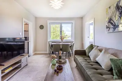 Image de Modern 3 Bedroom home in Kings Park