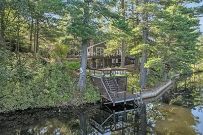 Image de Hilltop Retreat on Lake Monomonac — Peaceful Views & Private Dock