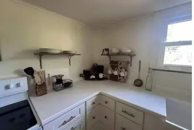 Image de Aunt June’s Farmhouse