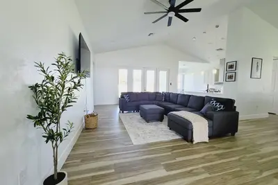 Image de Minutes to Sebring Raceway, Airport & Golfing