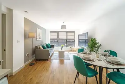 Image de Modern 2-bed central Swindon flat, 1 free parking