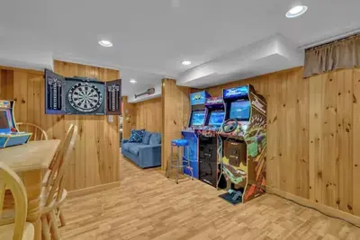 Image de Beachside Bliss w/ Game Room, Gym & Golf Green