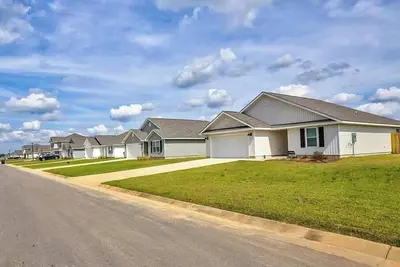 Image de Inviting Home in a Prime Pensacola Location