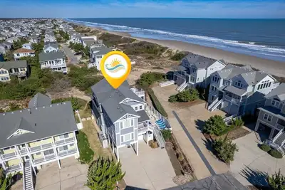 Semi-Oceanfront Luxury w/ pool in Corolla