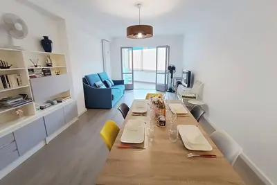 Le Victor Hugo by Interhome