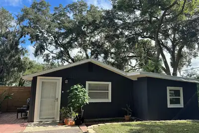 Image de Lotus House - Cozy Getaway near Alafia River