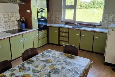 Image de 5 Bed House Sleeps 10 - 40 Minutes from Dublin