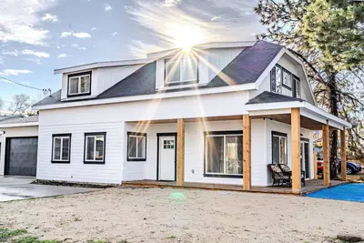 Image de New 4 bedroom house close to Bsu, Boise airport, & downtown Boise. Pet friendly