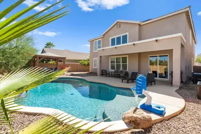 Image de Desert Retreat | Pool | Fire Pit | Family Games