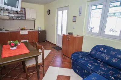 Image de One Bedroom Apartment with Garden 3