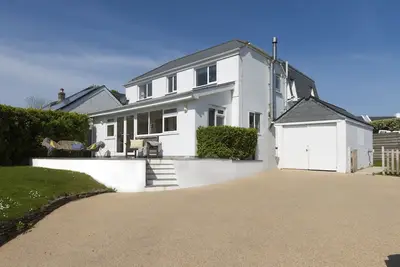 Image de Little Tresevens is a generously sized detached home