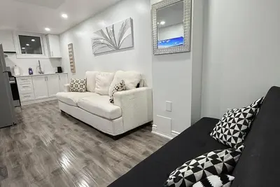 Image de Modern and cozy basement suite