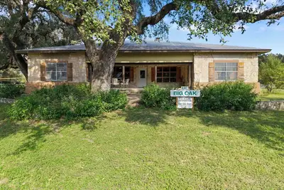 Image de Big Oak@ FrioRiverVacationRentals