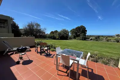 Image de Salty Goose | 2bd Apt, Sea & Lagoon Views