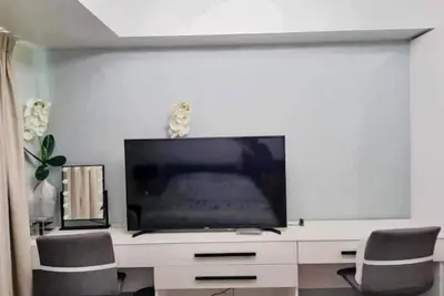 Image de Solinea 2 16th flor homey studio. Internet/Netflix