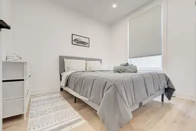 Image de Amazing 2bed front Plateaux Mont-Royal. Animeuax de compagnie Acceptés