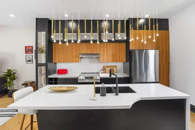 Image de Historical Loft Retreat Minutes to Elora Main St