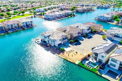 Image de All Inclusive-Sunset Lake/Games