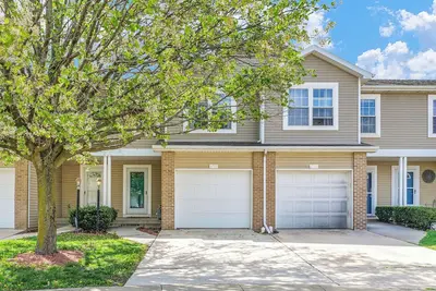 Image de Serene 3-bedroom townhouse with water view