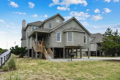 Image de Wildye, Ships Watch Community in Duck, Nc