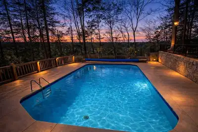 Image de Private Heated Pool (Apr–Nov), Game Loft & Grill | Family Retreat Sleeps 11