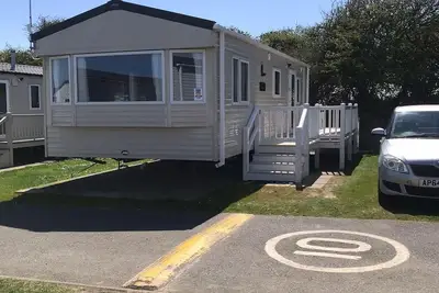 Image de Dog friendly 6 berth caravan with decking close to Pakefield beach ref 68106cr