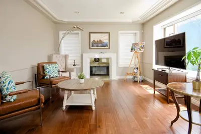 Image de Classic and Cozy House with Air Conditioning