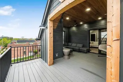 Just Listed, D Town Views, Osu, Short North!